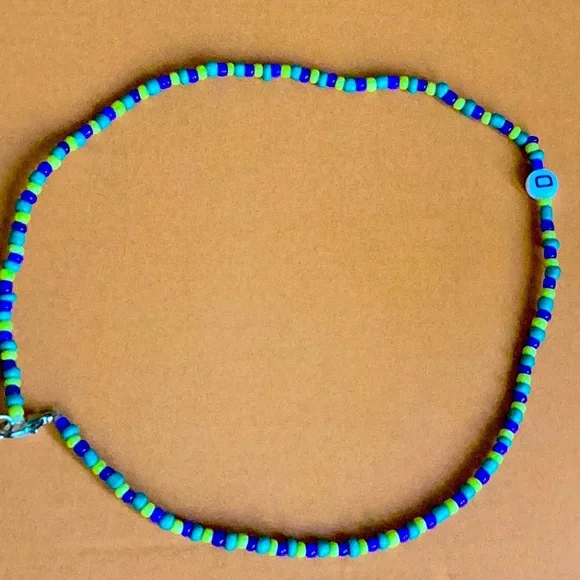 Letter Chain - Picture 1 of 1